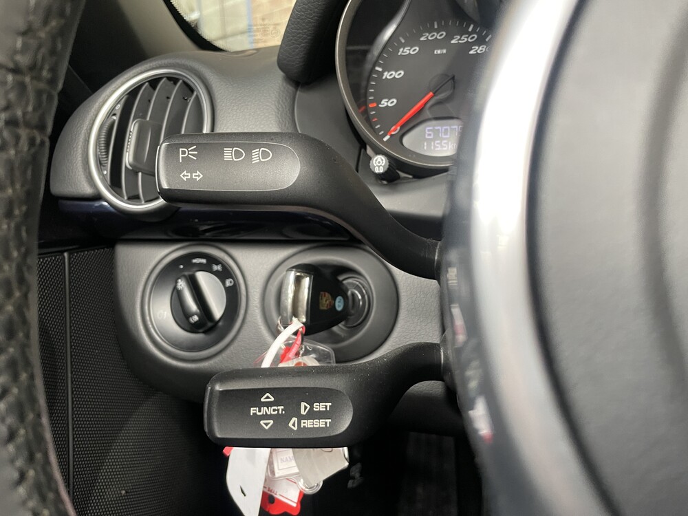 Porsche-Boxster 987.2 2.9 PDK 256 PS 2011.