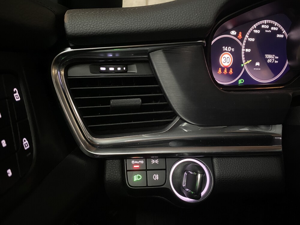 Porsche Panamera 4 E-Hybrid SportChrono 462PS 2022 -GARANTIE-.