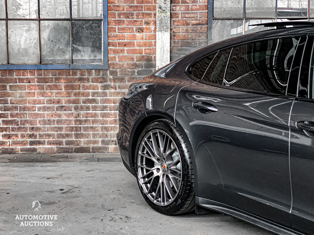 Porsche Panamera 4 E-Hybrid SportChrono 462PS 2022 -GARANTIE-.