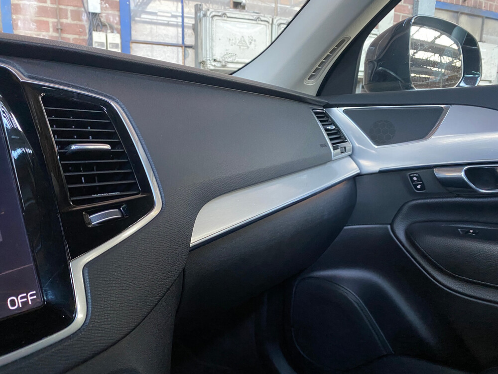 Volvo XC90 T8 Twin Engine AWD Momentum 320PS 2016 -Org. NL-, JK-06-N.