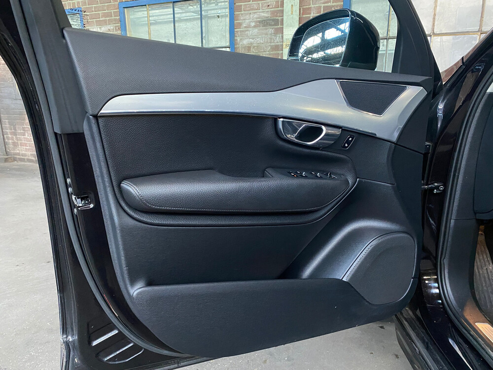 Volvo XC90 T8 Twin Engine AWD Momentum 320PS 2016 -Org. NL-, JK-06-N.