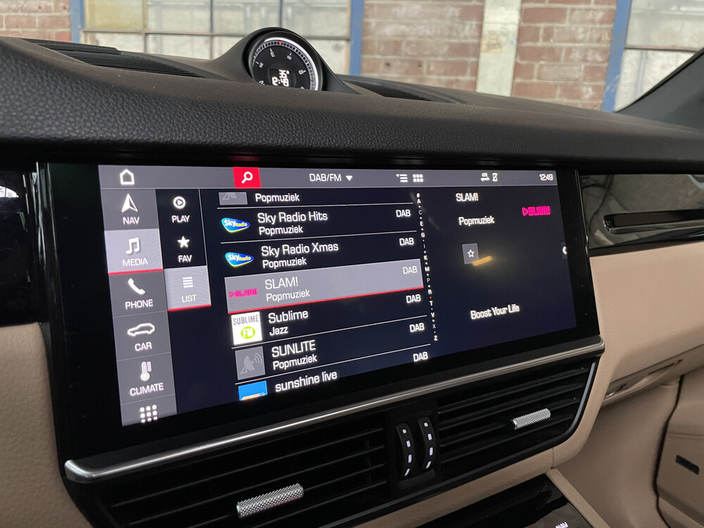 Porsche Cayenne 3.0 V6 340PS 2018 NEUES MODELL -Orig. NL-, ST-296-D.