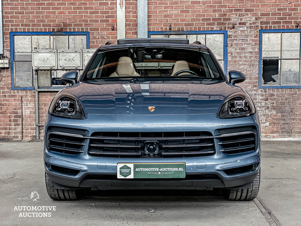 Porsche Cayenne 3.0 V6 340PS 2018 NEUES MODELL -Orig. NL-, ST-296-D.