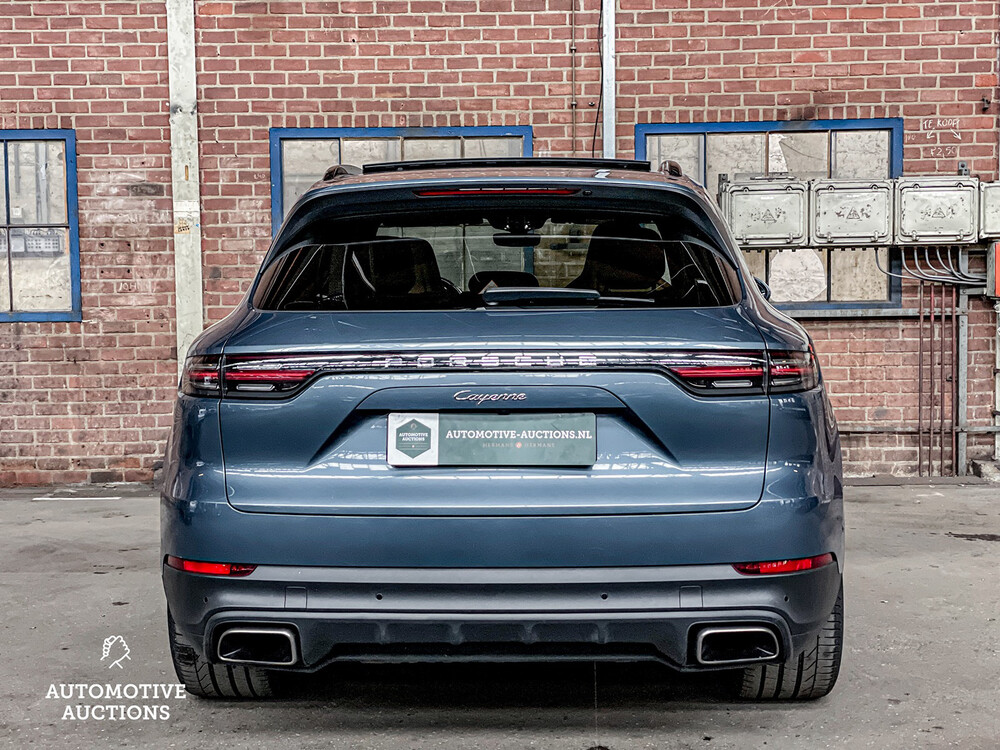 Porsche Cayenne 3.0 V6 340PS 2018 NEUES MODELL -Orig. NL-, ST-296-D.