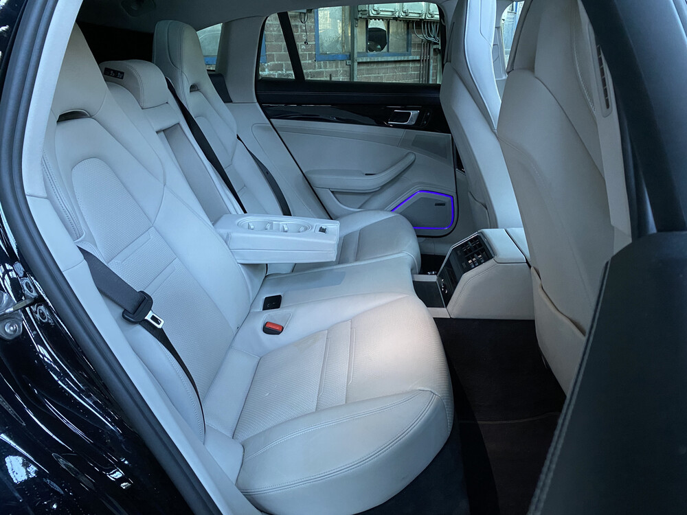 Porsche Panamera Sport Turismo E-Hybrid 4 2.9 V6 SportChrono 440pk 2019