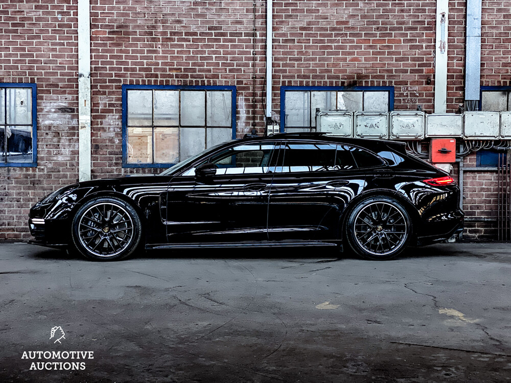 Porsche Panamera Sport Turismo E-Hybrid 4 2.9 V6 SportChrono 440pk 2019
