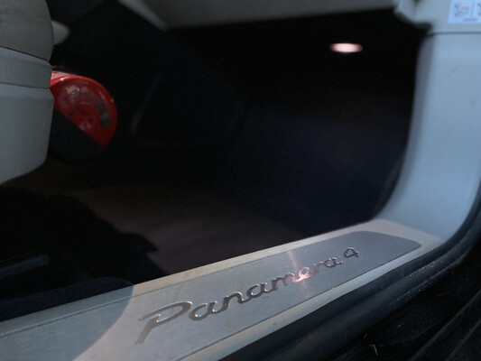 Porsche Panamera Sport Turismo E-Hybrid 4 2.9 V6 SportChrono 440hp 2019