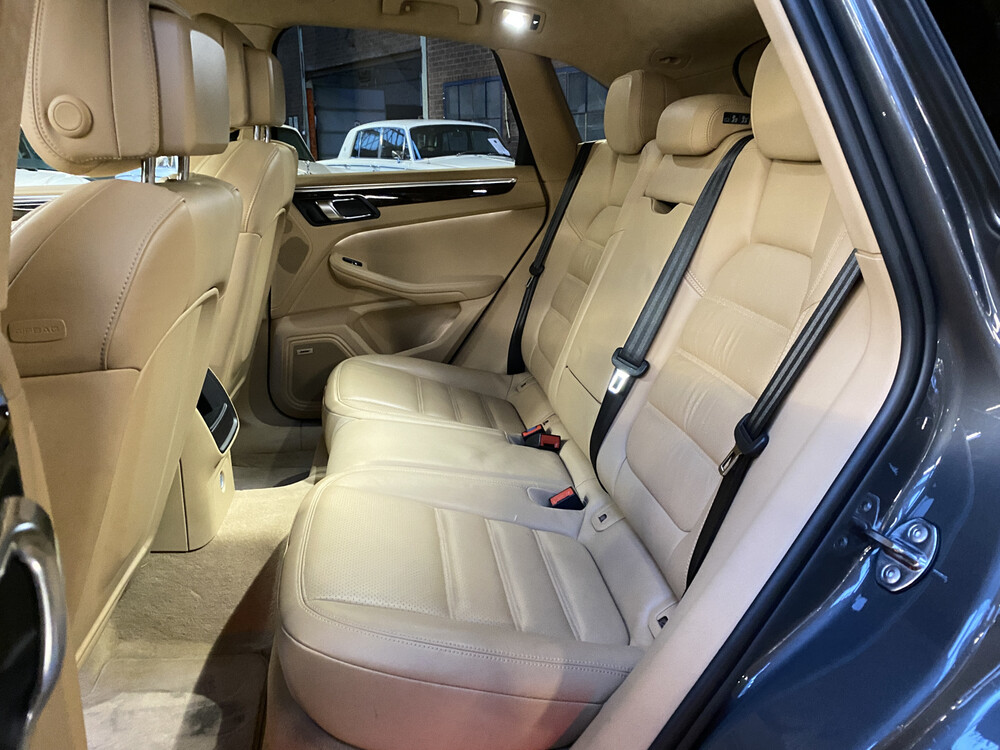 Porsche Macan Turbo 3.6 V6 400PS 2014 Sport-Chrono -Orig. NL-, 1-TTX-59.