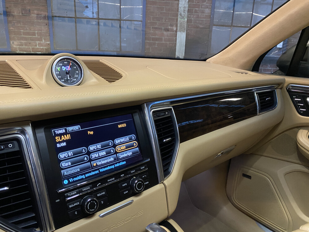 Porsche Macan Turbo 3.6 V6 400PS 2014 Sport-Chrono -Orig. NL-, 1-TTX-59.