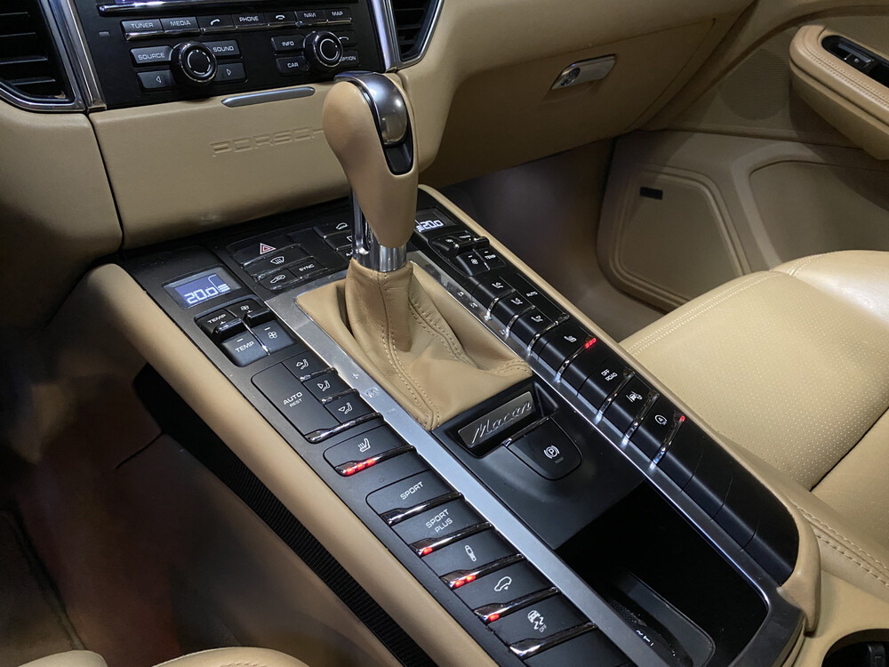 Porsche Macan Turbo 3.6 V6 400PS 2014 Sport-Chrono -Orig. NL-, 1-TTX-59.