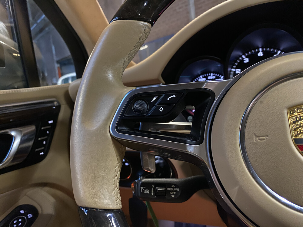 Porsche Macan Turbo 3.6 V6 400PS 2014 Sport-Chrono -Orig. NL-, 1-TTX-59.