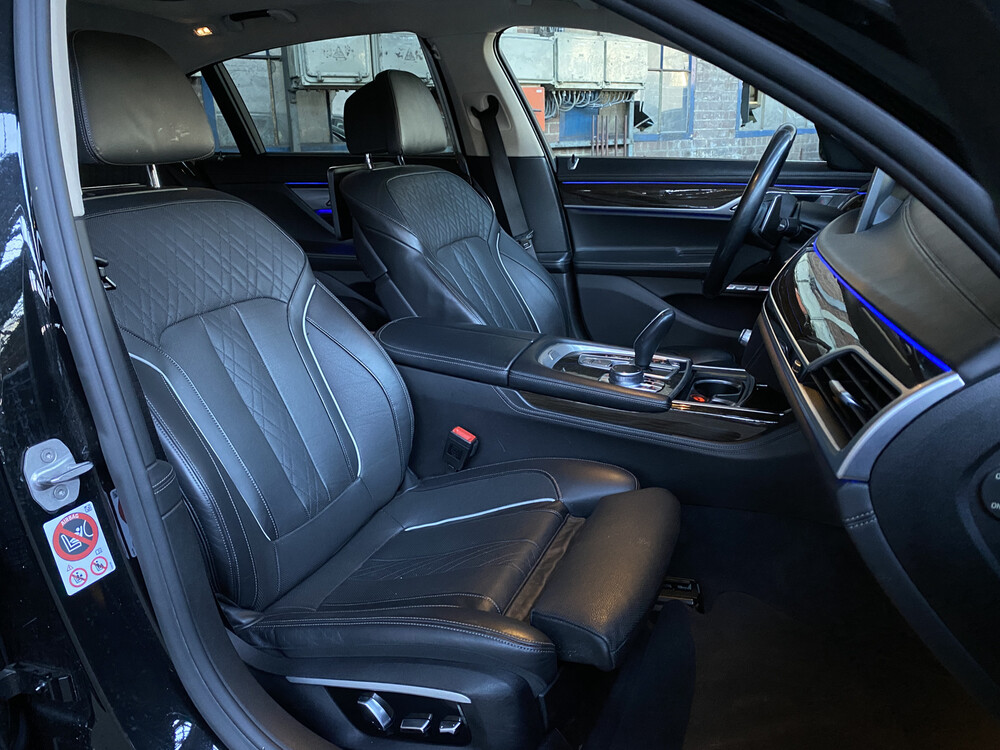 BMW 750Li High Executive Twin Power Turbo 449 PS 2016 7er Serie, PL-586-X.