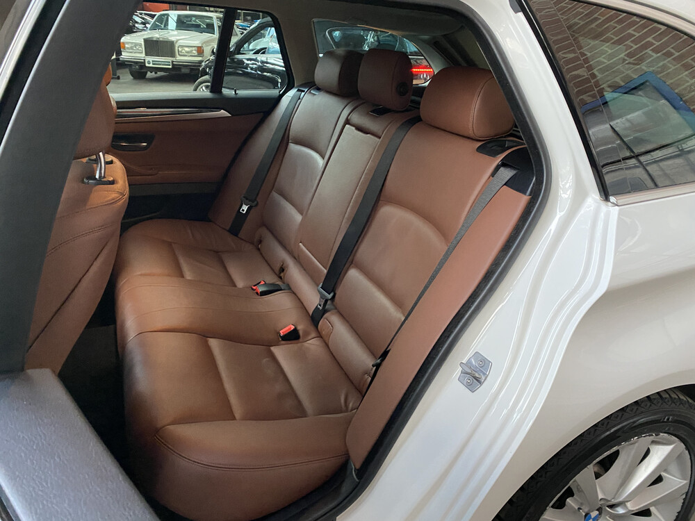 BMW 520d Touring High Executive 5er 190PS 2016, TD-201-N.