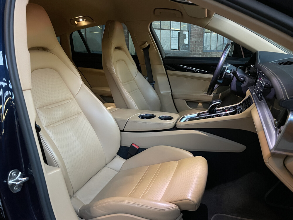 Porsche Panamera E-Hybrid 4 2.9 V6 SportChrono 462PS 2018 -Orig. NL-, SF-783-F.