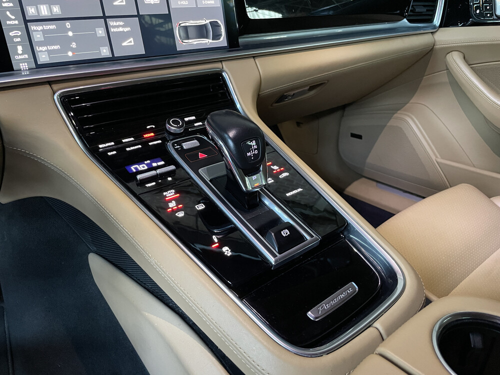 Porsche Panamera E-Hybrid 4 2.9 V6 SportChrono 462PS 2018 -Orig. NL-, SF-783-F.