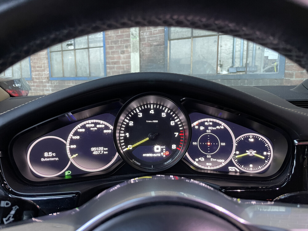 Porsche Panamera E-Hybrid 4 2.9 V6 SportChrono 462PS 2018 -Orig. NL-, SF-783-F.