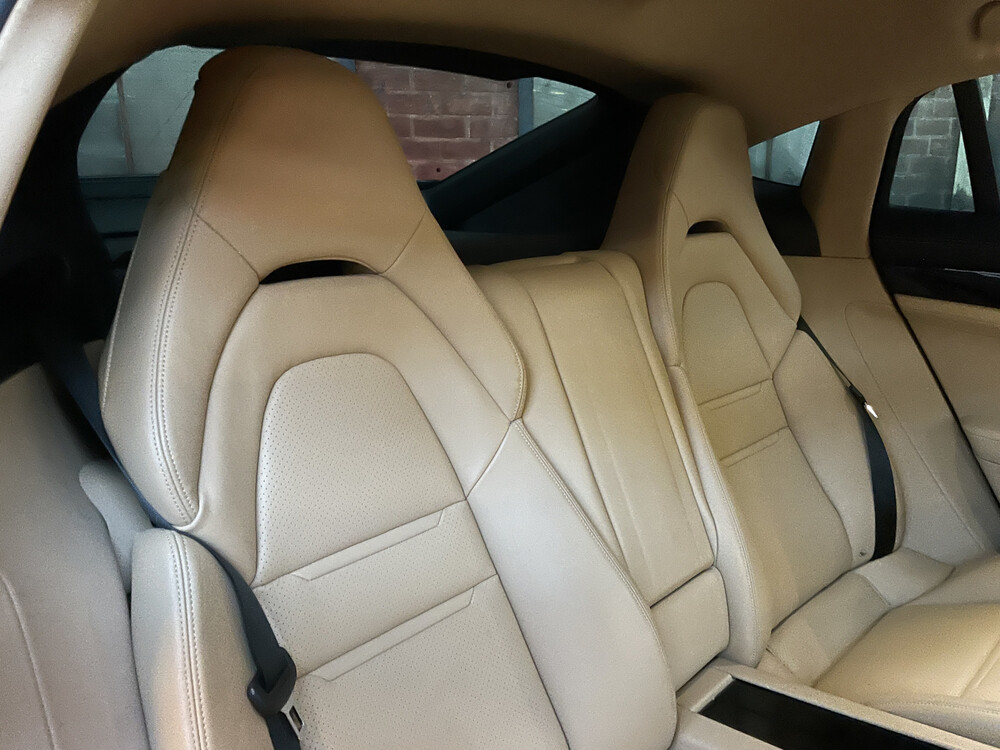 Porsche Panamera E-Hybrid 4 2.9 V6 SportChrono 462PS 2018 -Orig. NL-, SF-783-F.