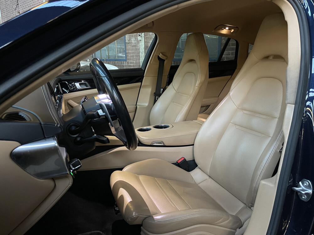 Porsche Panamera E-Hybrid 4 2.9 V6 SportChrono 462PS 2018 -Orig. NL-, SF-783-F.