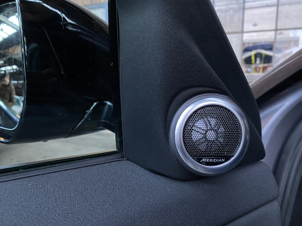 Land Rover Range Rover Evoque P300e Hybrid AWD SE 309PS 2022 -Werksgarantie-.