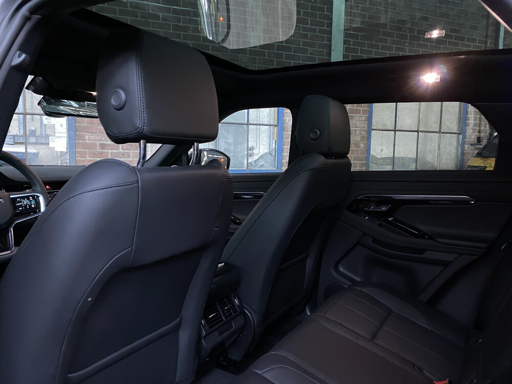 Land Rover Range Rover Evoque P300e Hybrid AWD SE 309PS 2022 -Werksgarantie-.