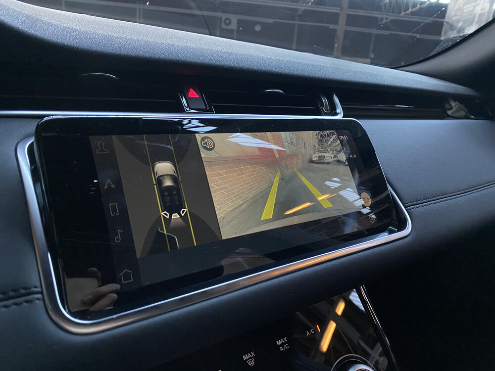 Land Rover Range Rover Evoque P300e Hybrid AWD SE 309PS 2022 -Werksgarantie-.