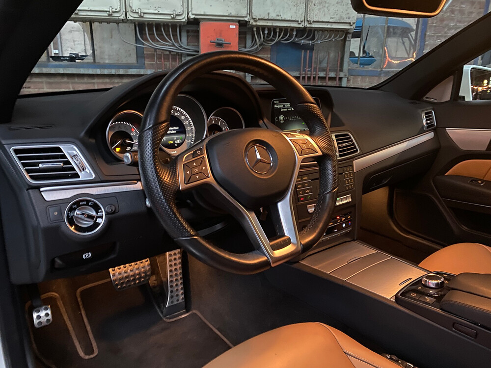 Mercedes-Benz E200 Ambition Sport Edition 184 PS 2016 Cabriolet E-Klasse, JT-474-Z.