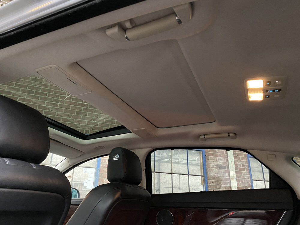 Jaguar XJ5.0 V8 Premium Luxury LWB 385 PS 2010, J-956-RX.