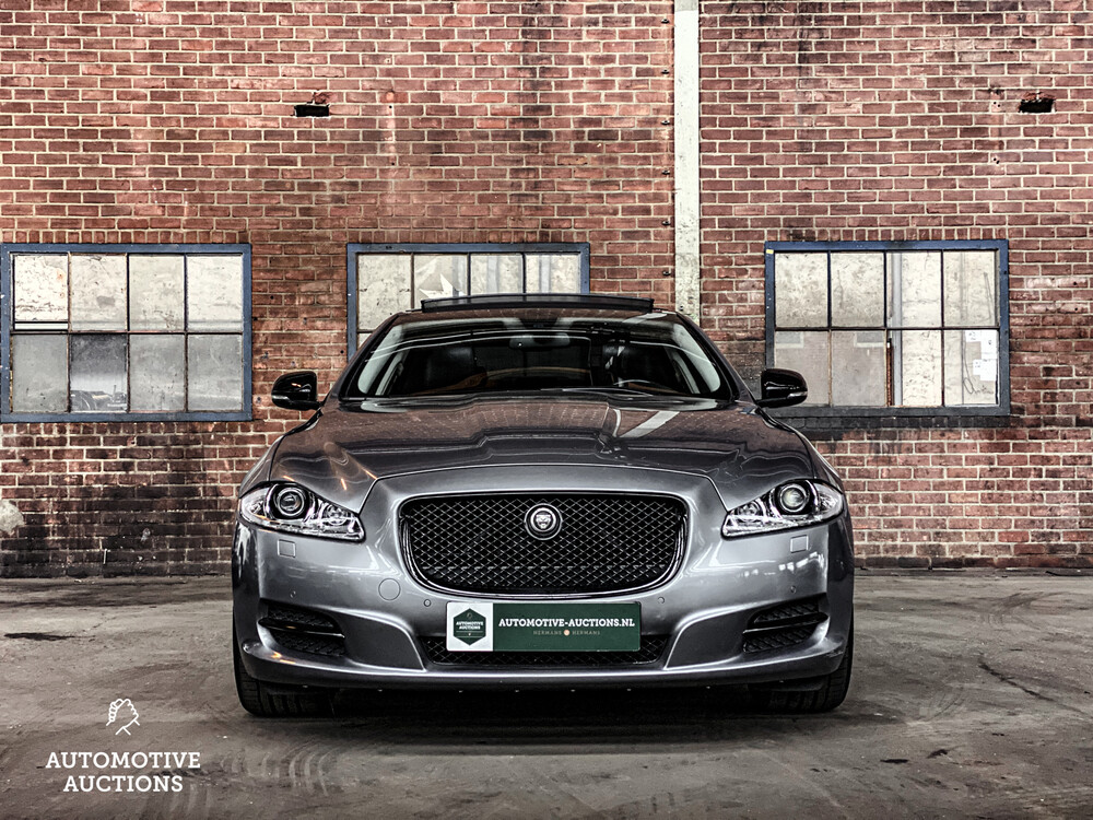 Jaguar XJ5.0 V8 Premium Luxury LWB 385 PS 2010, J-956-RX.