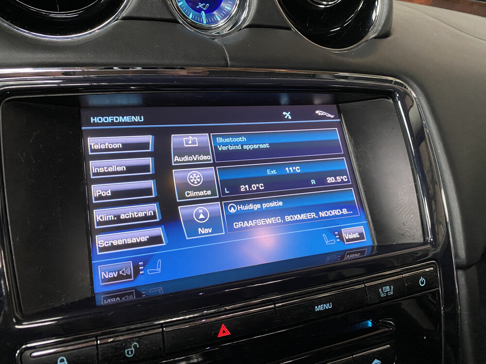 Jaguar XJ5.0 V8 Premium Luxury LWB 385 PS 2010, J-956-RX.