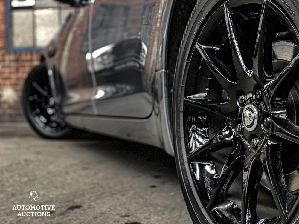 Jaguar XJ5.0 V8 Premium Luxury LWB 385 PS 2010, J-956-RX.