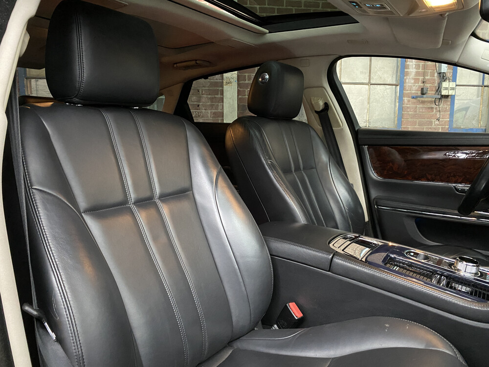 Jaguar XJ5.0 V8 Premium Luxury LWB 385 PS 2010, J-956-RX.