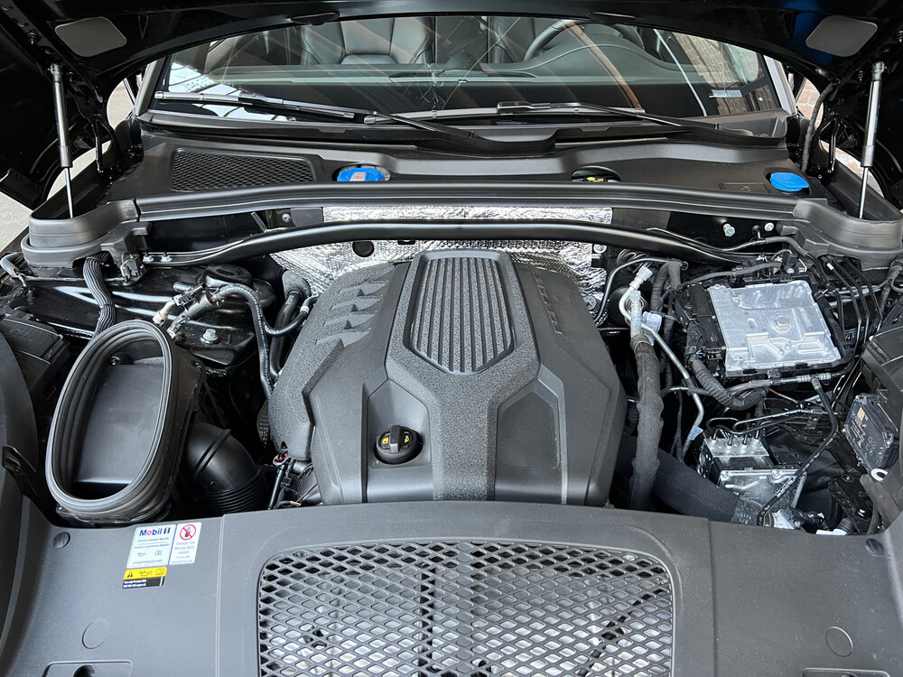 Porsche Macan 2.0 FACELIFT 265hp 2022 -Manufacturer's warranty-