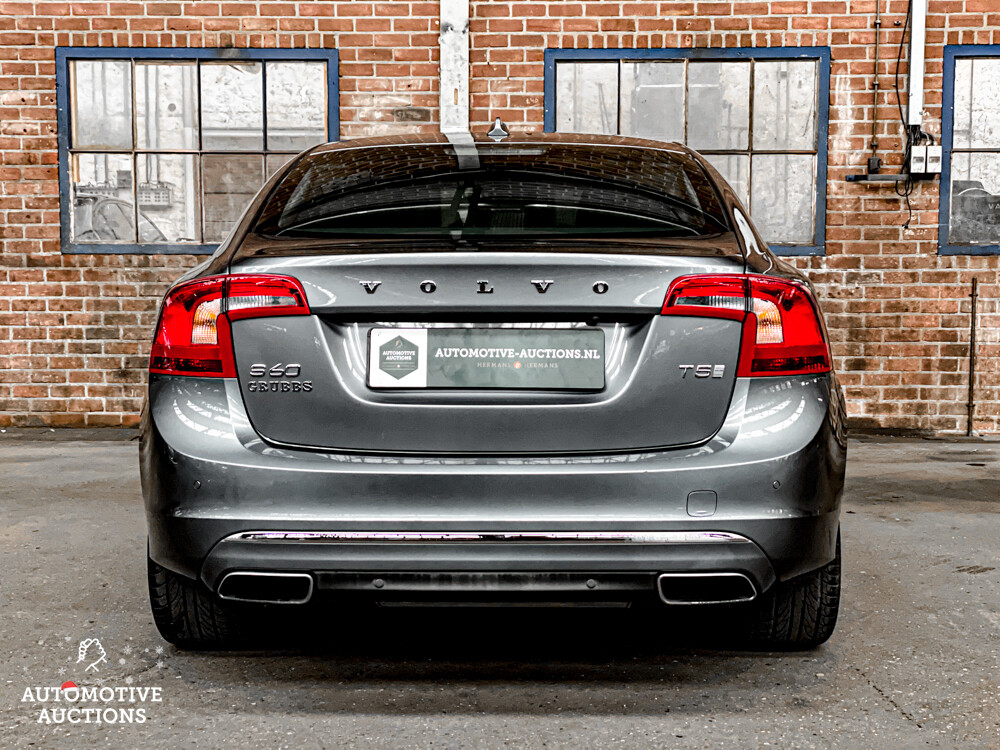 Volvo S60 T5 234PS 2016.