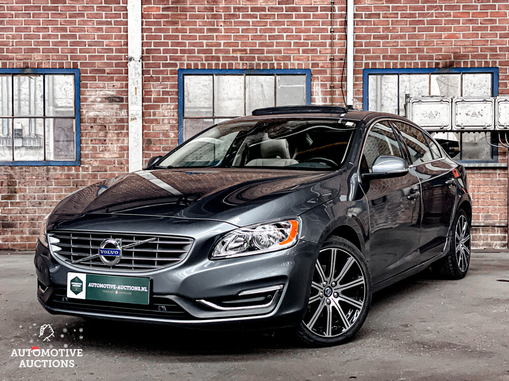 Volvo S60 T5 234PS 2016.