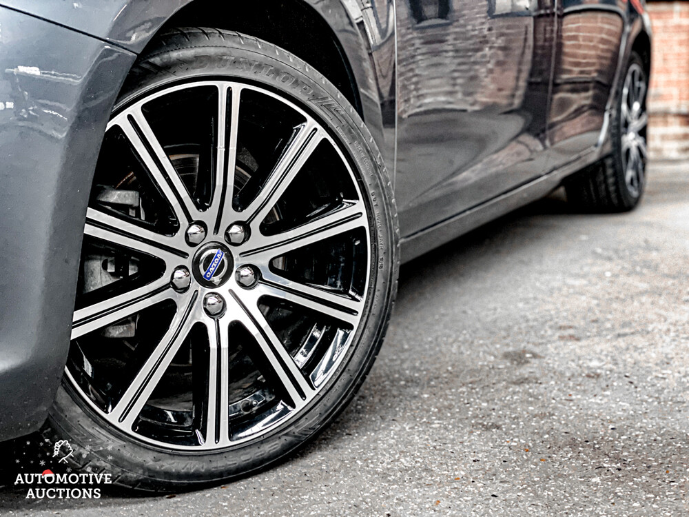 Volvo S60 T5 234PS 2016.