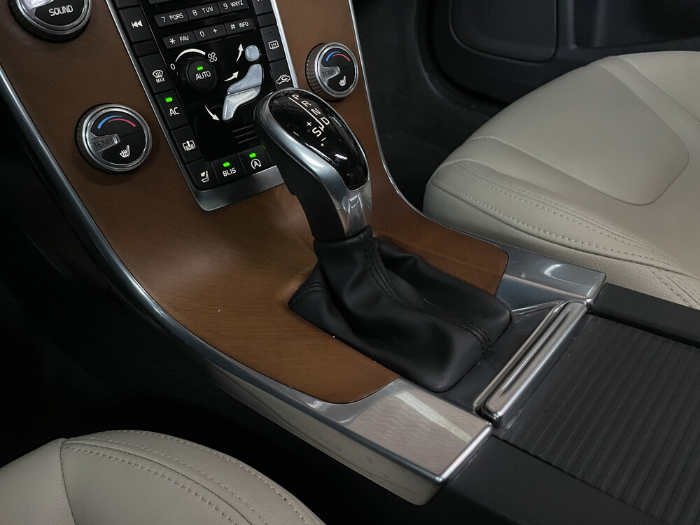 Volvo S60 T5 234PS 2016.