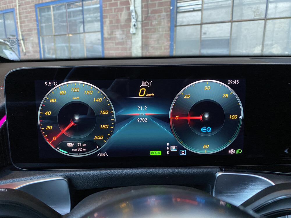 Mercedes-Benz EQB300 AMG 4Matic 228pk 2022 -Fabrieksgarantie-