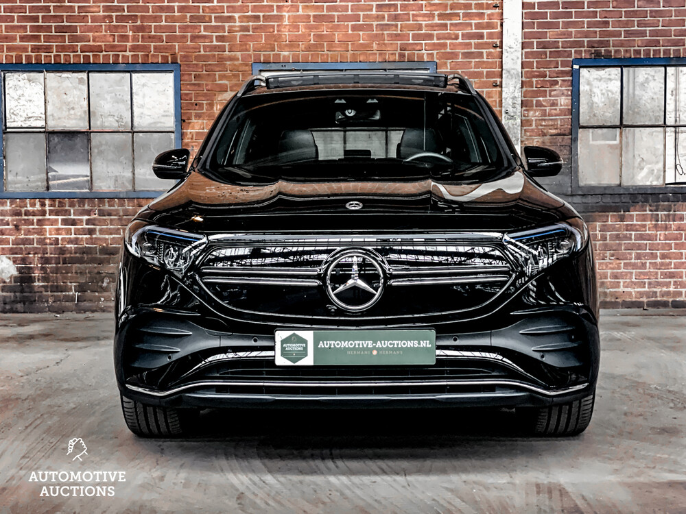 Mercedes-Benz EQB300 AMG 4Matic 228pk 2022 -Fabrieksgarantie-