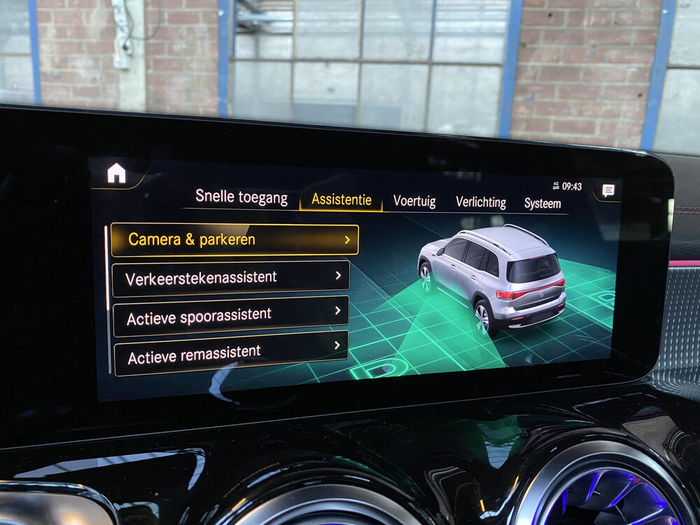 Mercedes-Benz EQB300 AMG 4Matic 228pk 2022 -Fabrieksgarantie-