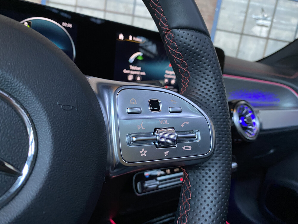 Mercedes-Benz EQB300 AMG 4Matic 228pk 2022 -Fabrieksgarantie-