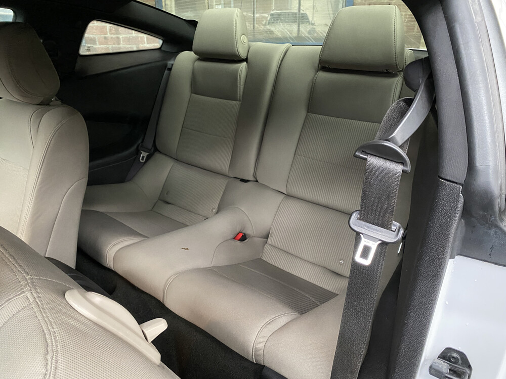 Ford Mustang V6 3.7L 305PS 2013.