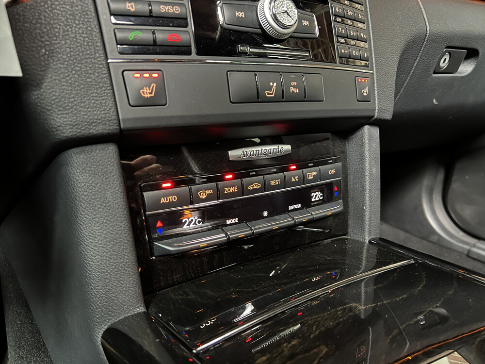 Mercedes-Benz E550 AMG 5.5 V8 E-Klasse 387 PS 2010.