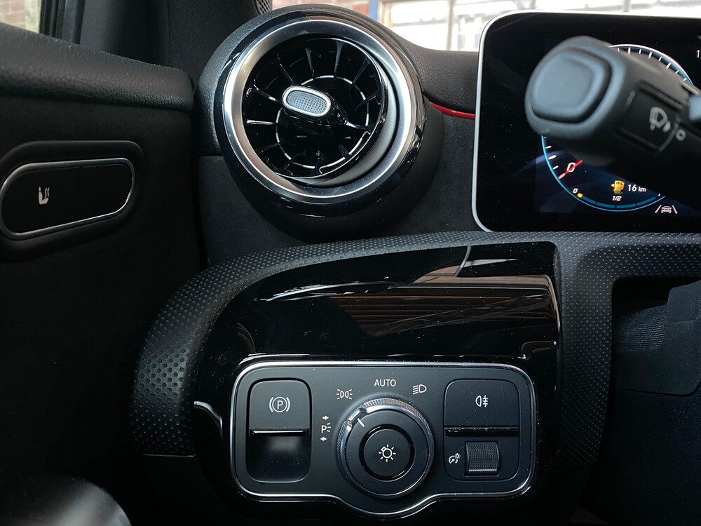 Mercedes-Benz A180 Business Solution AMG Night Upgrade 136PS 2019, XS-253-H.