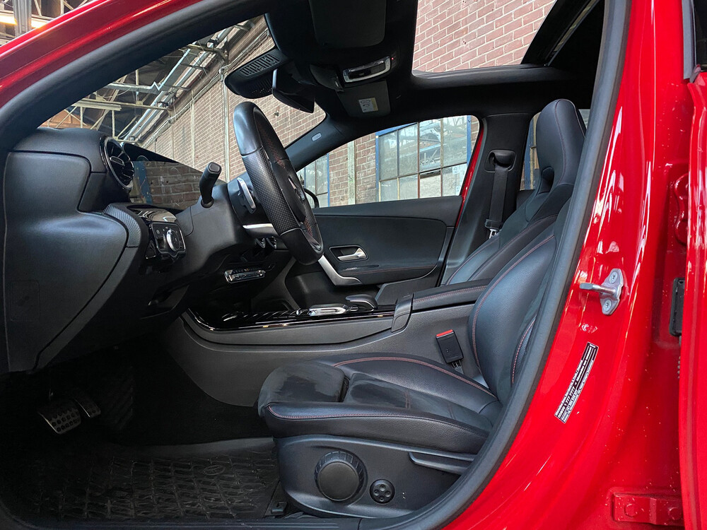 Mercedes-Benz A180 Business Solution AMG Night Upgrade 136PS 2019, XS-253-H.