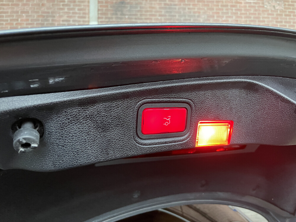 Mercedes-Benz C250 Coupe AMG 211PS 2016 NEUMODELL C-Klasse 