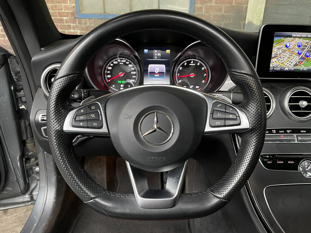 Mercedes-Benz C250 Coupe AMG 211PS 2016 NEUMODELL C-Klasse 