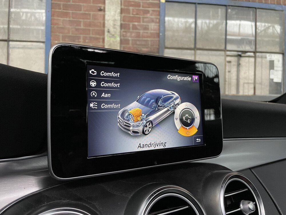 Mercedes-Benz C250 Coupe AMG 211PS 2016 NEUMODELL C-Klasse 