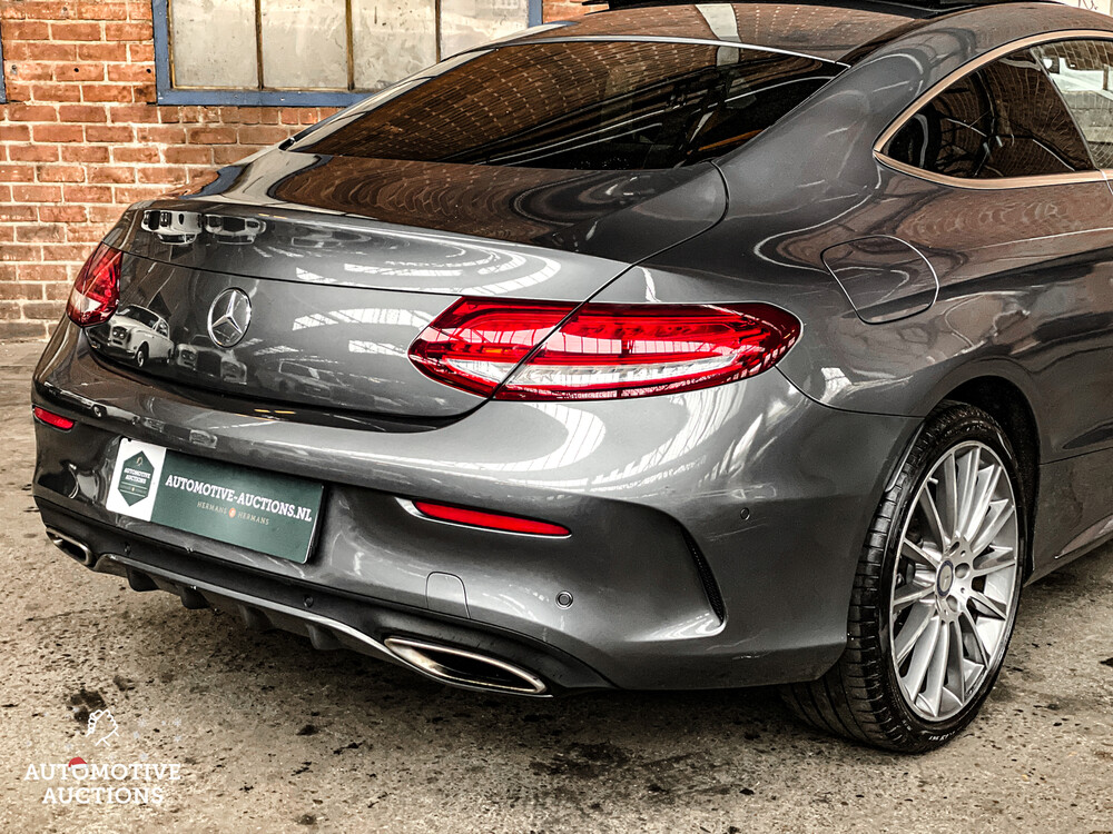Mercedes-Benz C250 Coupe AMG 211PS 2016 NEUMODELL C-Klasse 