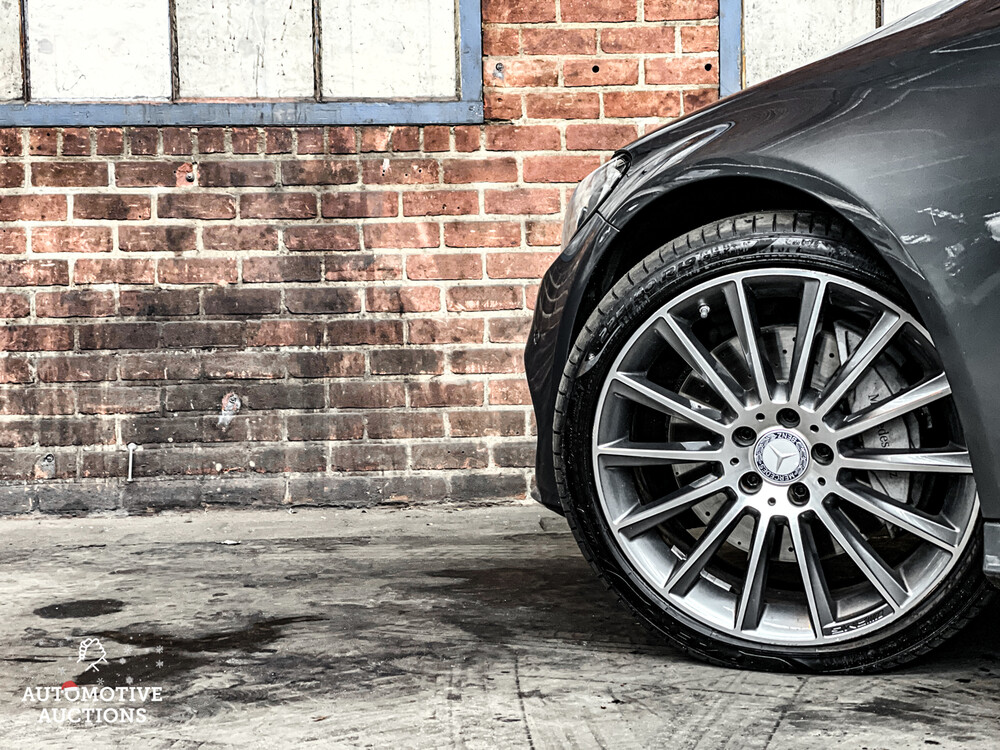 Mercedes-Benz C250 Coupe AMG 211PS 2016 NEUMODELL C-Klasse 