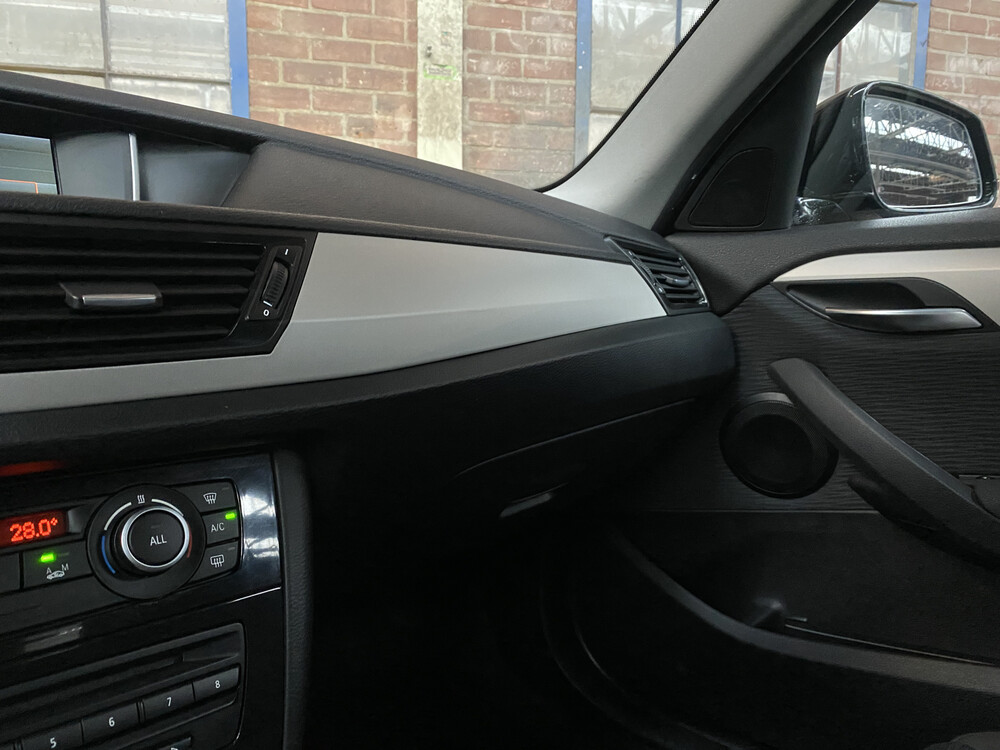 BMW X1 sDrive20i Limited Series 2014 184hp -Orig. NL-, 8-TPH-66